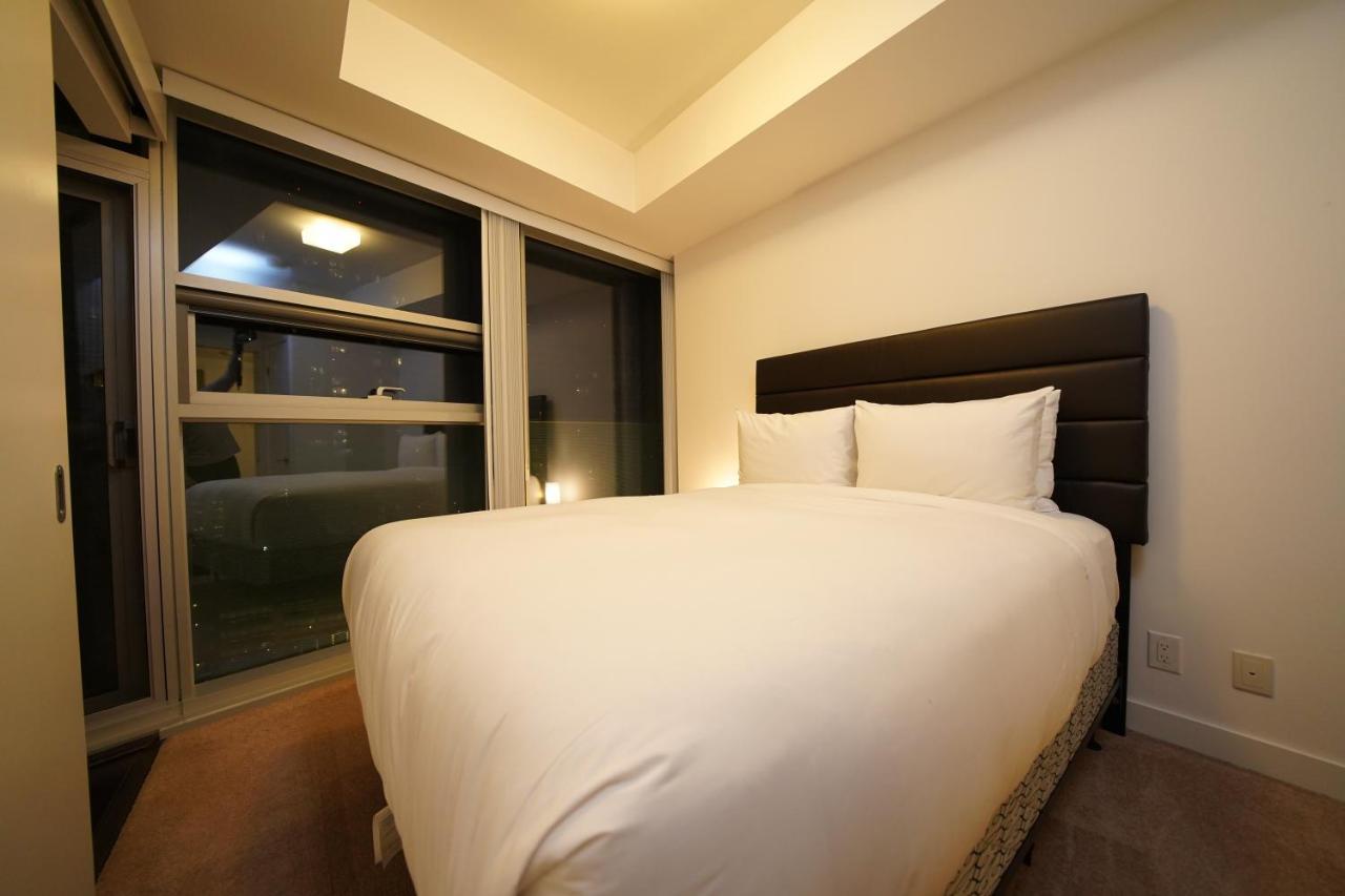 The York Boutique Suites Торонто Екстер'єр фото