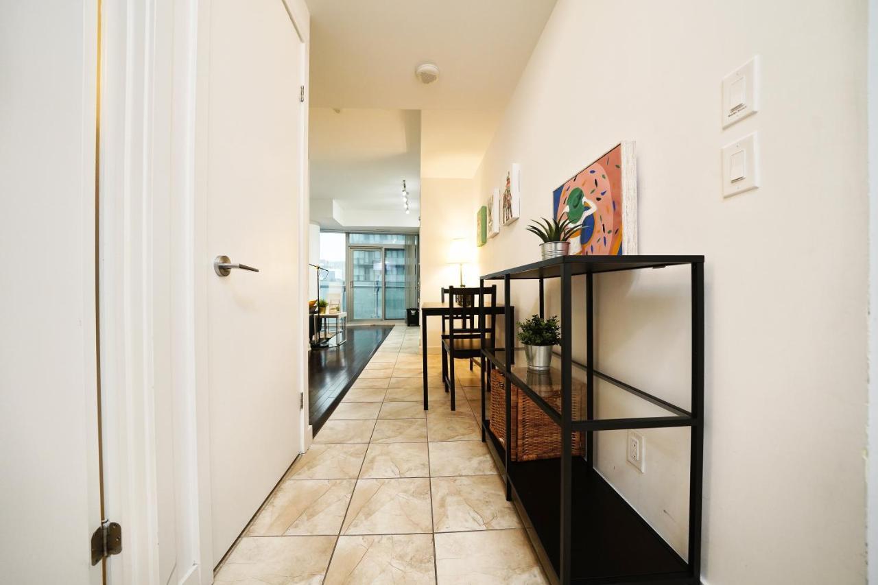 The York Boutique Suites Торонто Екстер'єр фото