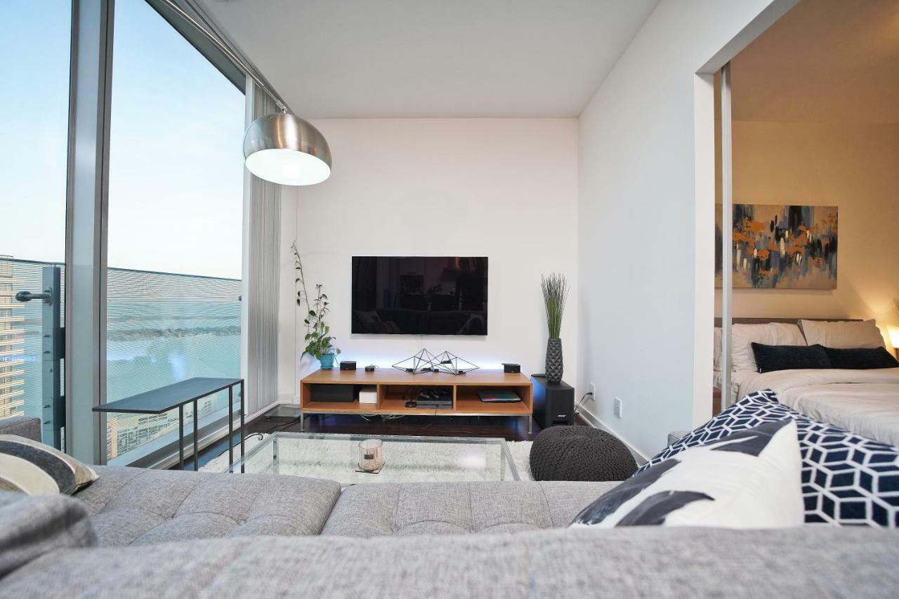 The York Boutique Suites Торонто Екстер'єр фото