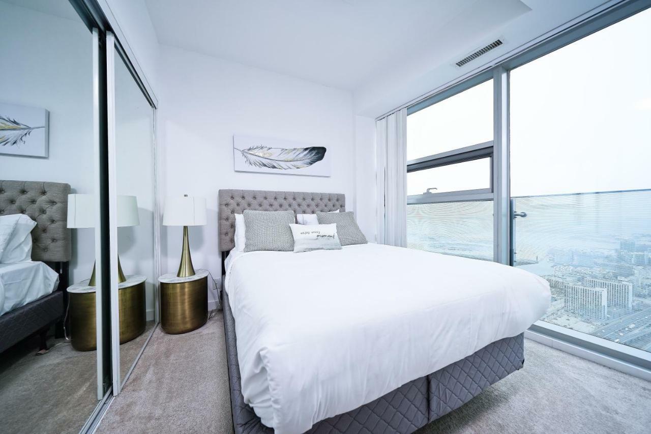 The York Boutique Suites Торонто Екстер'єр фото