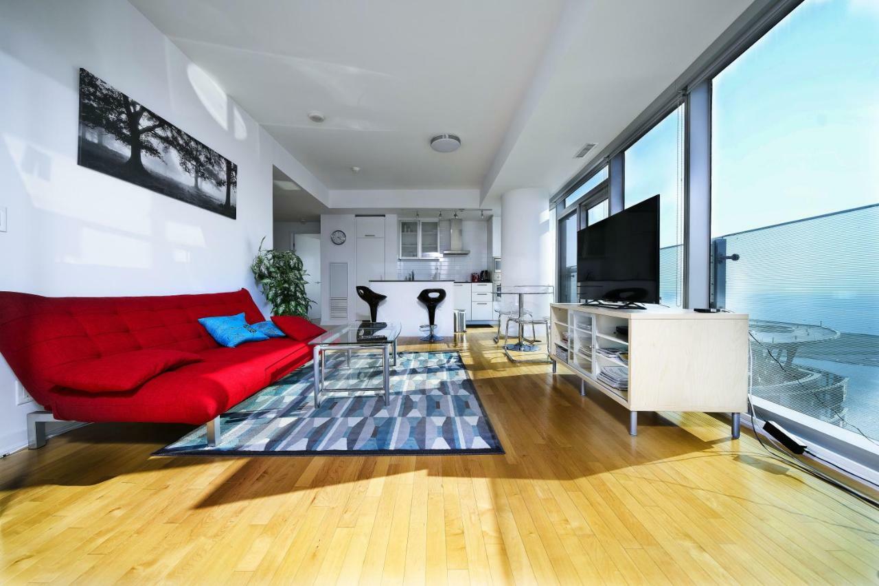 The York Boutique Suites Торонто Екстер'єр фото