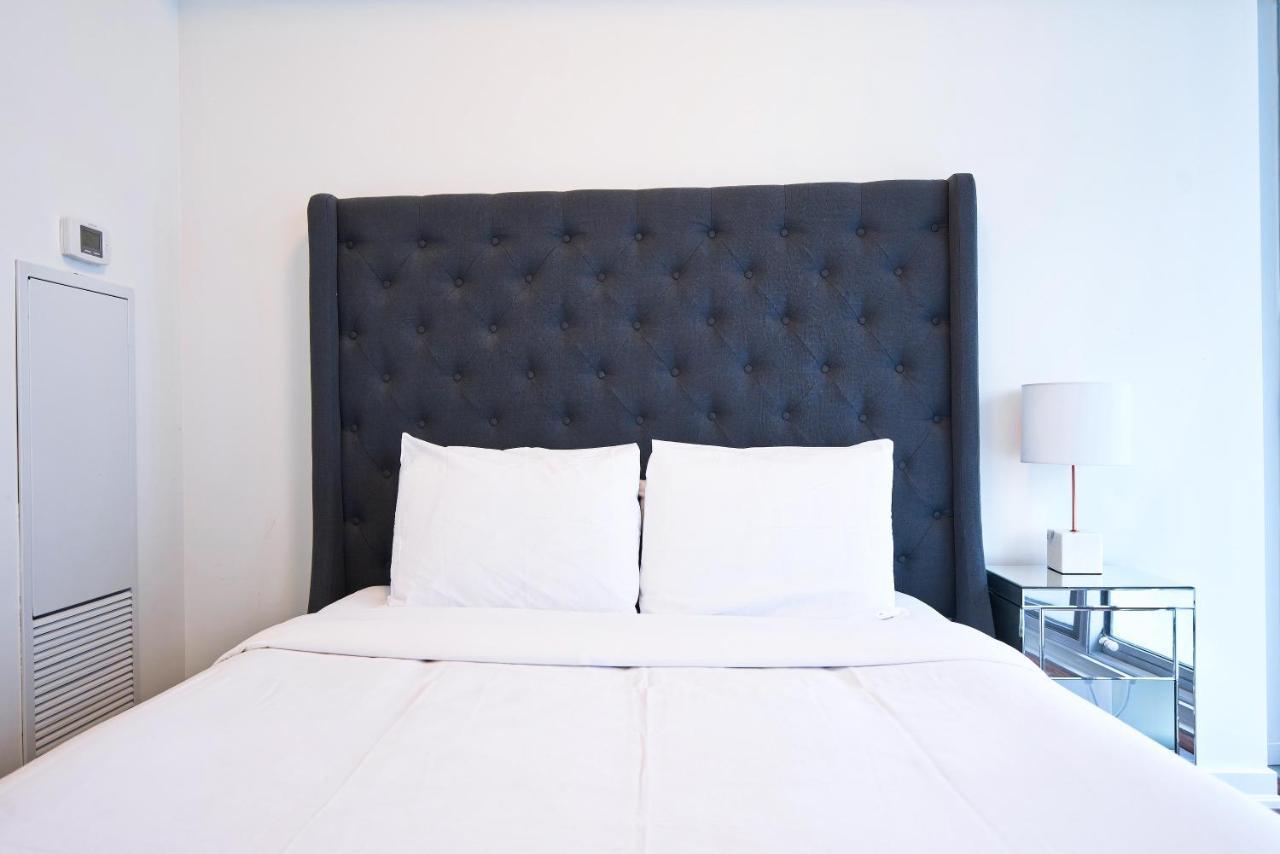The York Boutique Suites Торонто Екстер'єр фото